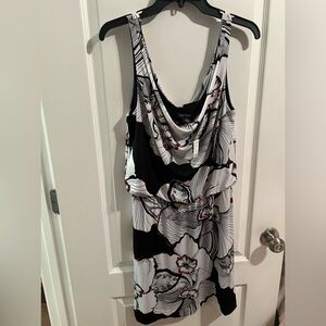 Ladies summer dress